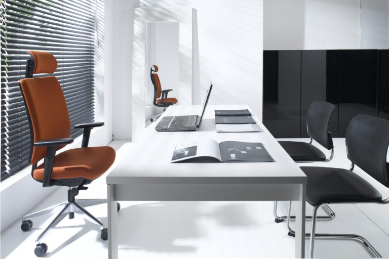 fotel-biurowy-veris-profim-ideal-design